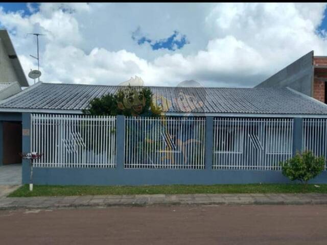 Casa para Venda em Curitiba - 2